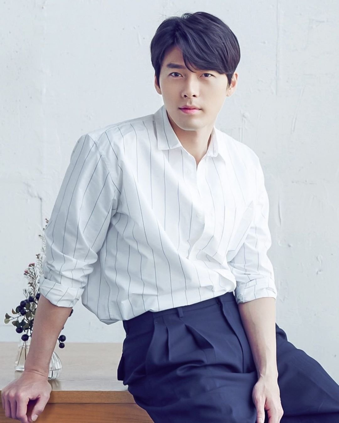 Hyun bin. Hyun bin актер. Хен Бин фотосессии.