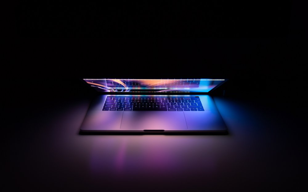 MACBOOK Pro 16 Backlit