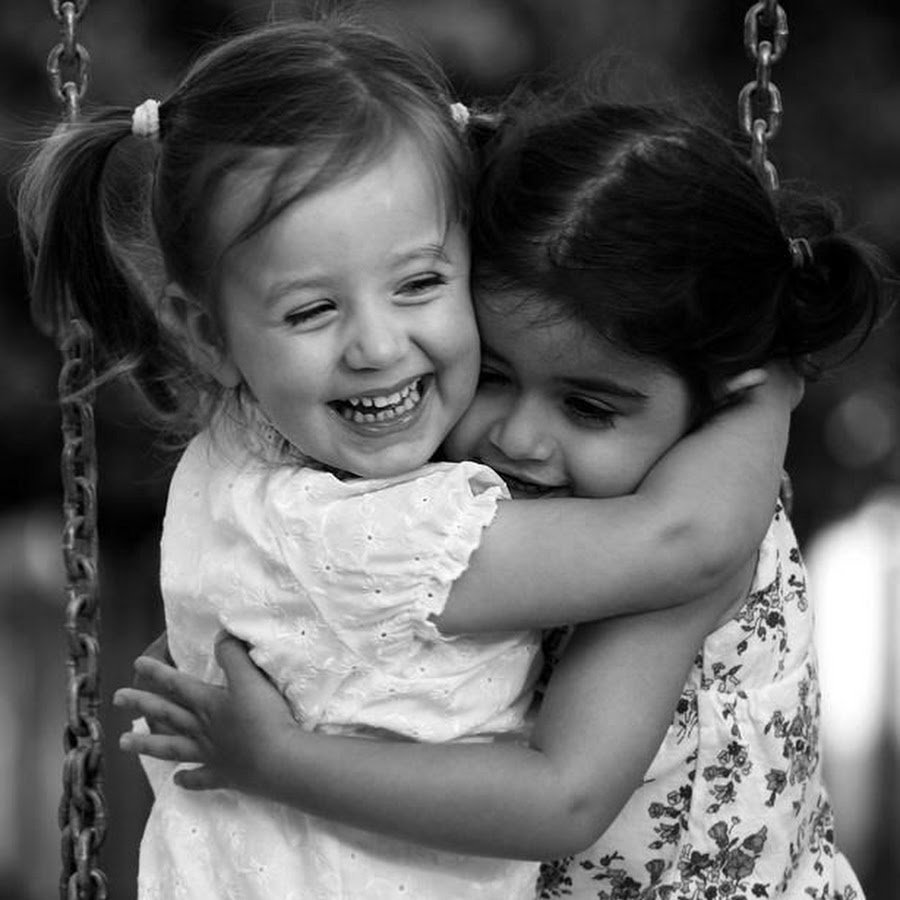 черно белые фото маленьких девочек