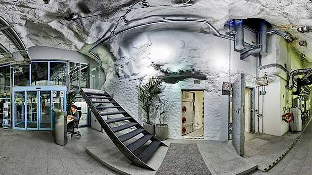 Underground center. Бункер НОРАД. Подземный бункер бомбоубежище. Ядерный бункер NORAD. Бункер Раменки внутри.