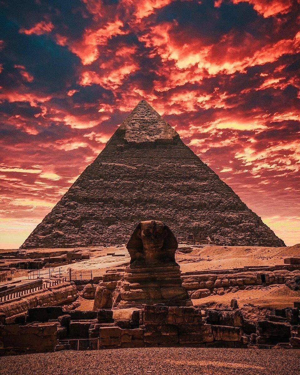 Луксор пирамиды Хеопса