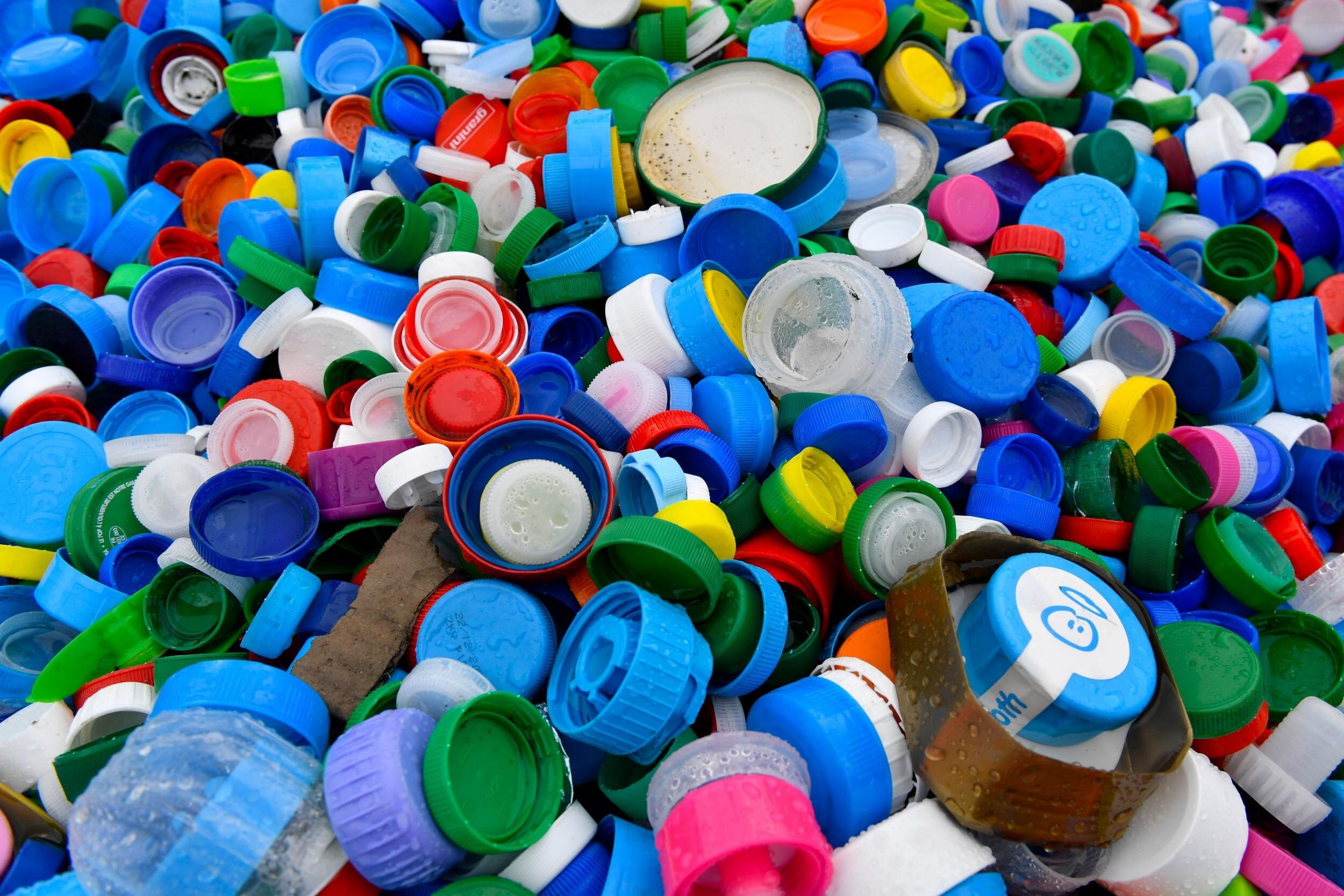Пластиковый мусор для детей