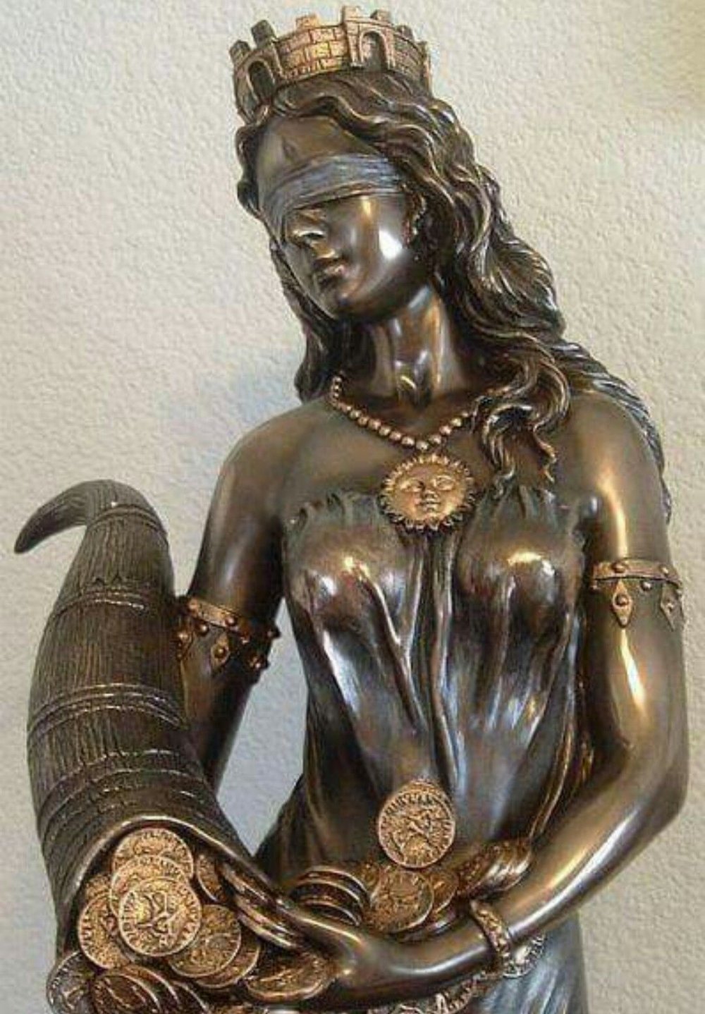 Древнегреческая богиня удачи