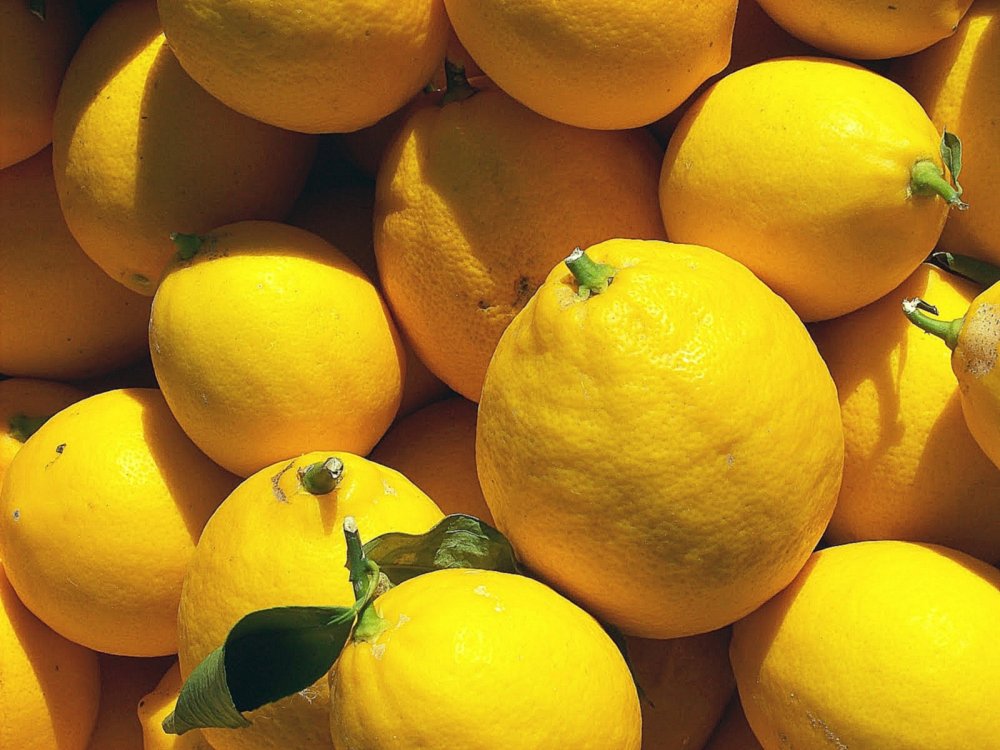 Лимонный цвет