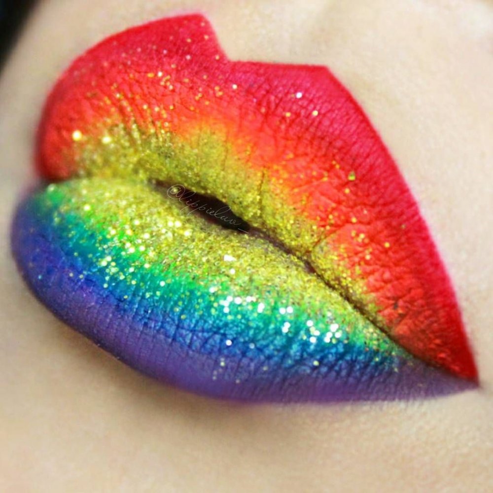 Радужный макияж губ