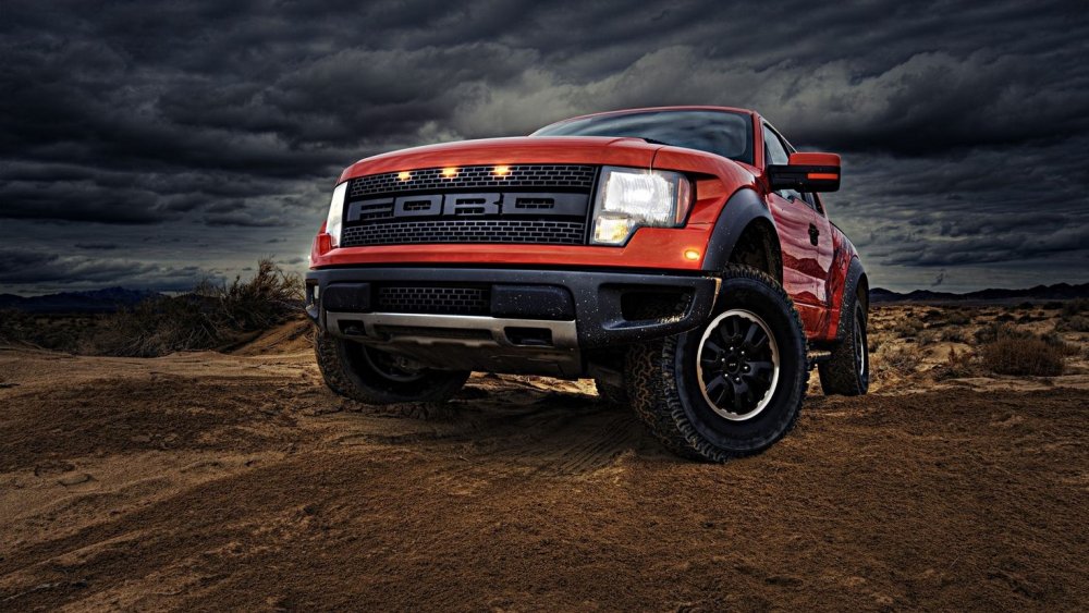 Ford f150 Raptor красный