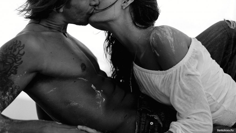 Фото жарких поцелуев на пленку