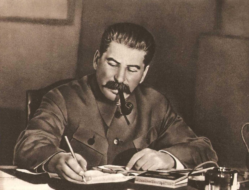 Сталин Иосиф Виссарионович расстрелять