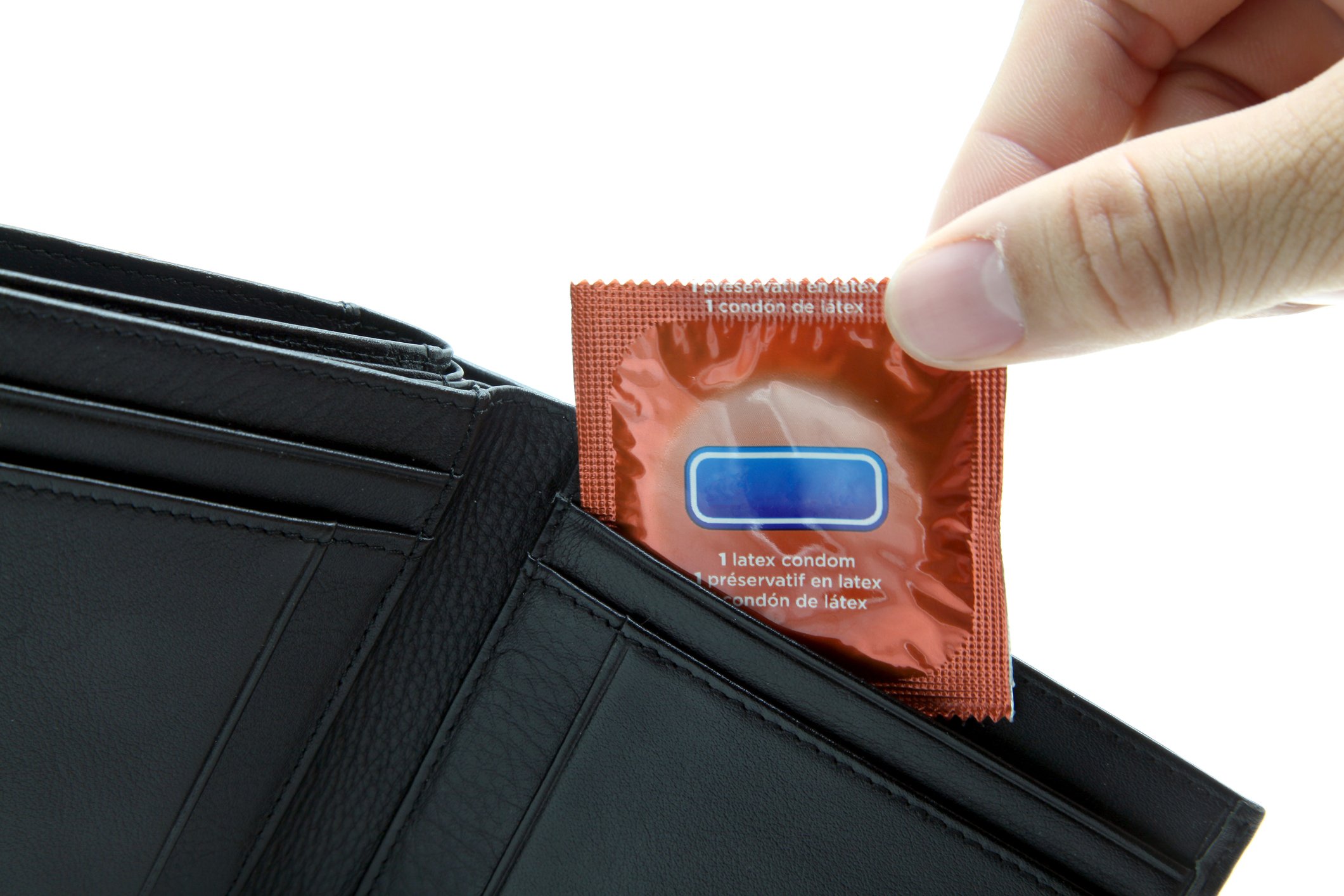 Презервативы в бумажнике