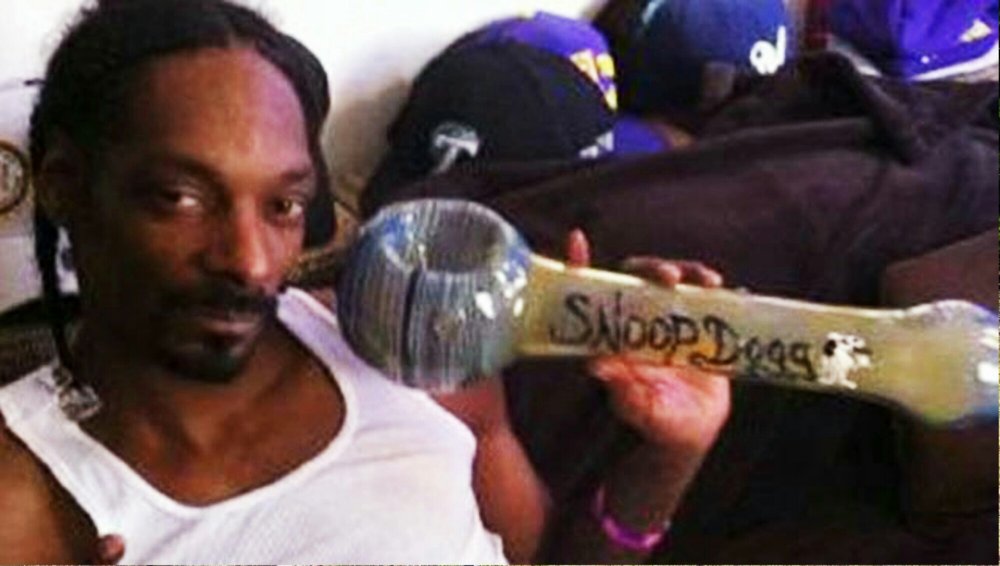 Snoop Dogg с травкой