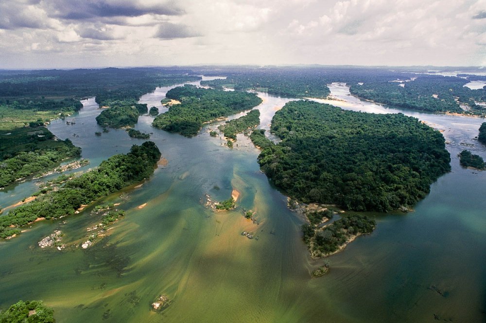 Река Амазонка и озеро Маракайбо