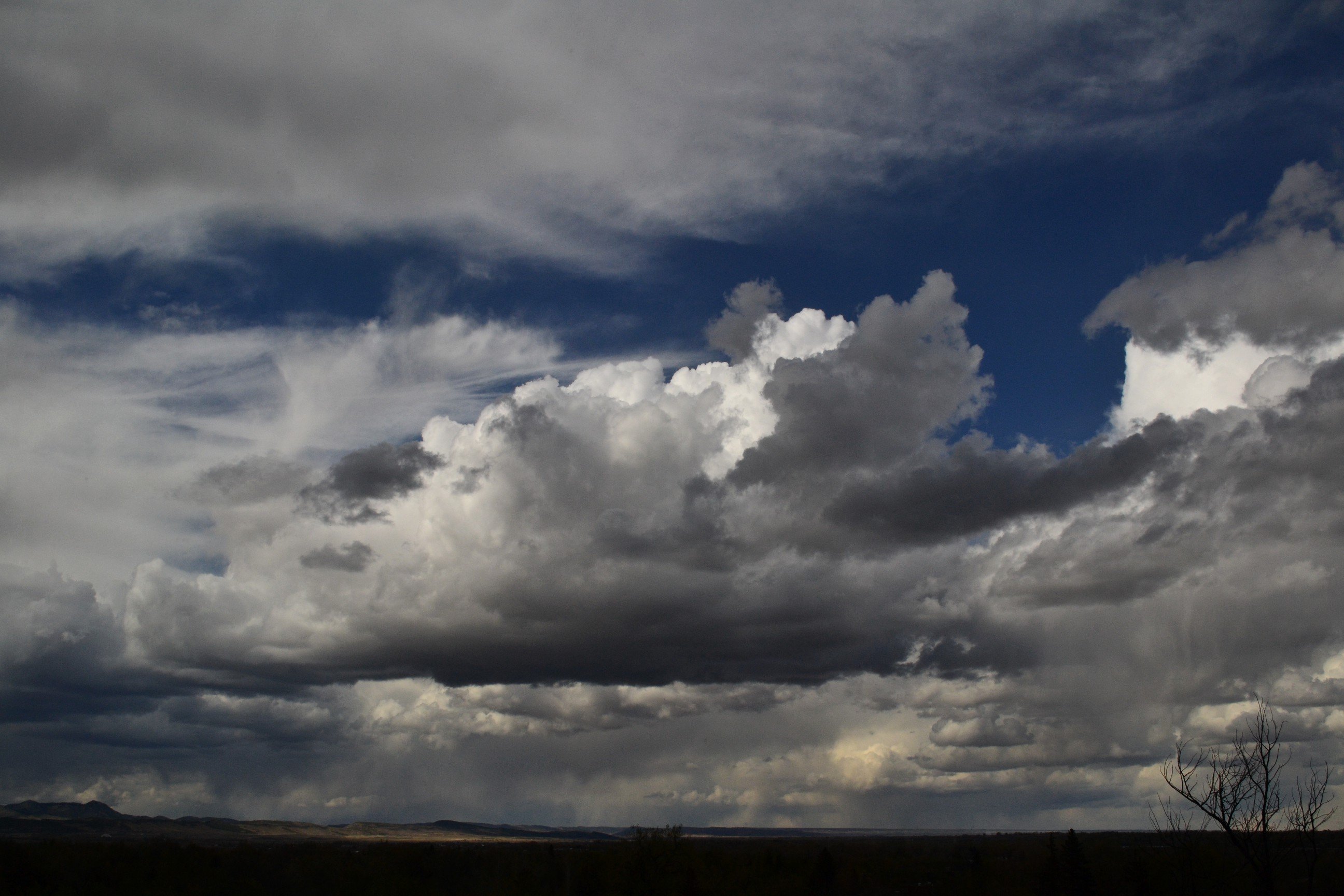 Rain cloud. Облако с дождем. Пасмурно без осадков. Облачно прояснениями дождь гроза. Дождливые облака.