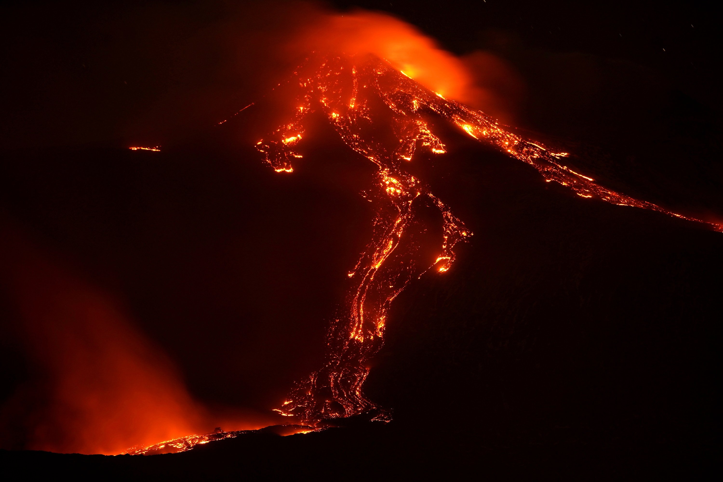 Eruption вулкан