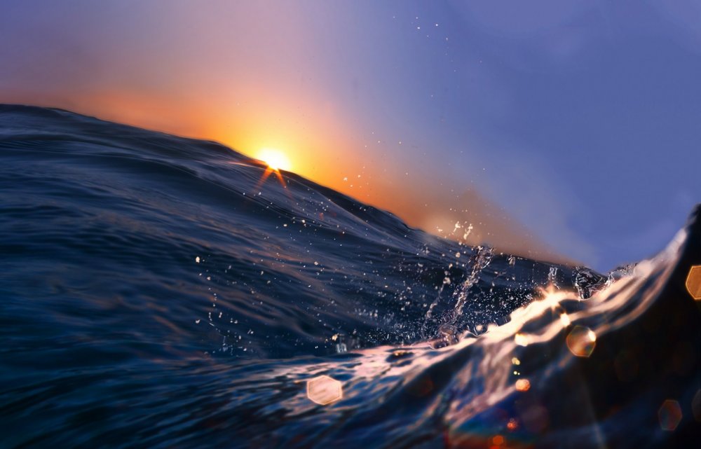 Морская вода и солнце