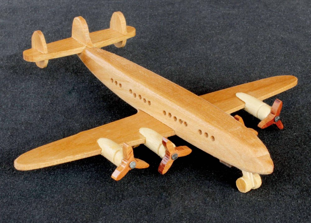 Деревянный самолет настоящий