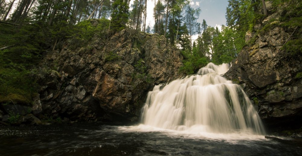 Национальный парк Паанаярви водопад Мянтюкоски