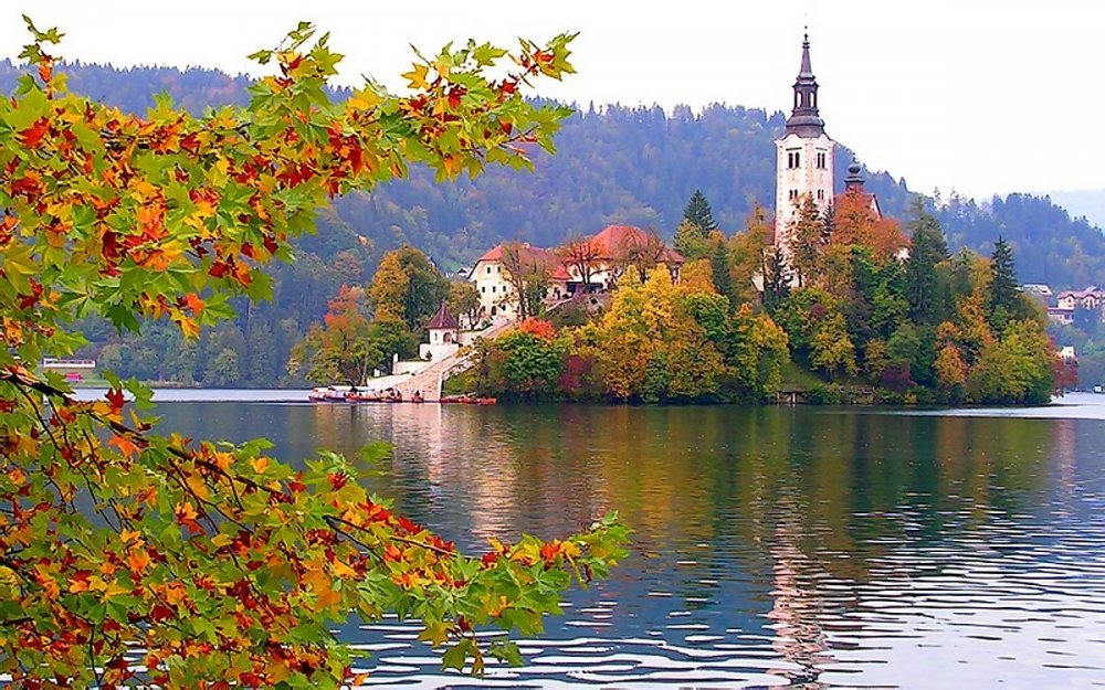 Горные деревни Швейцарии осенью