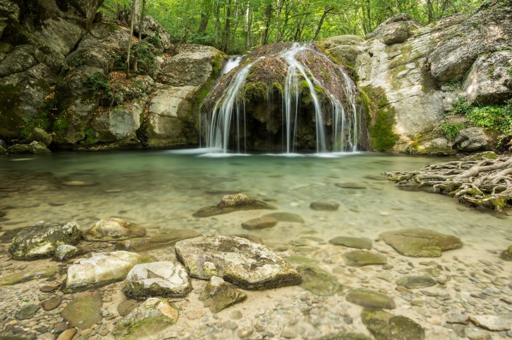 Водопад Джурла в Крыму