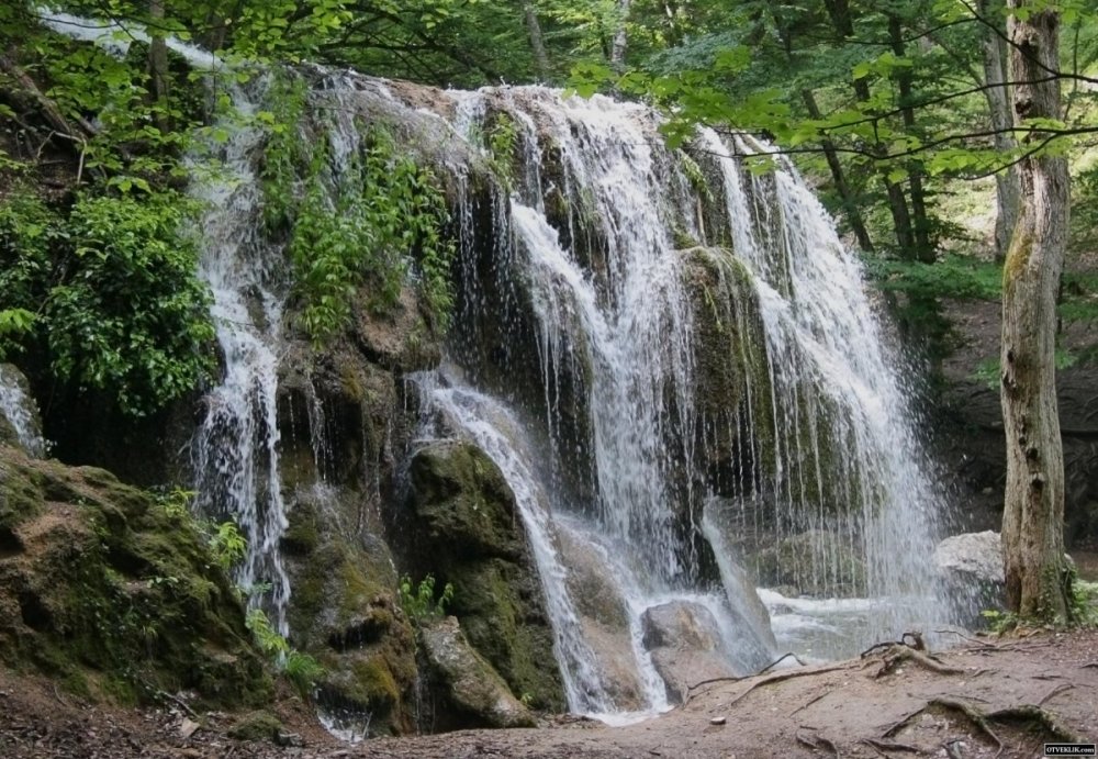 Крым Алушта водопад Джур-Джур