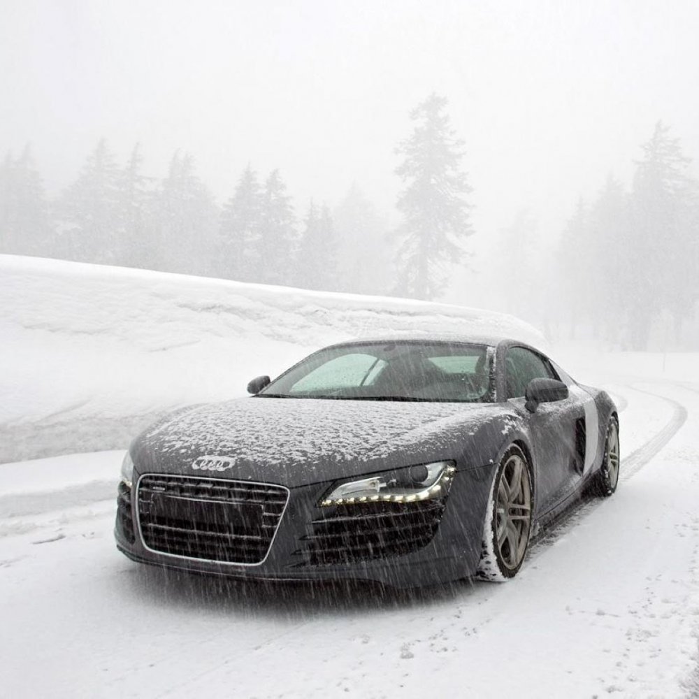 Audi r8 зима
