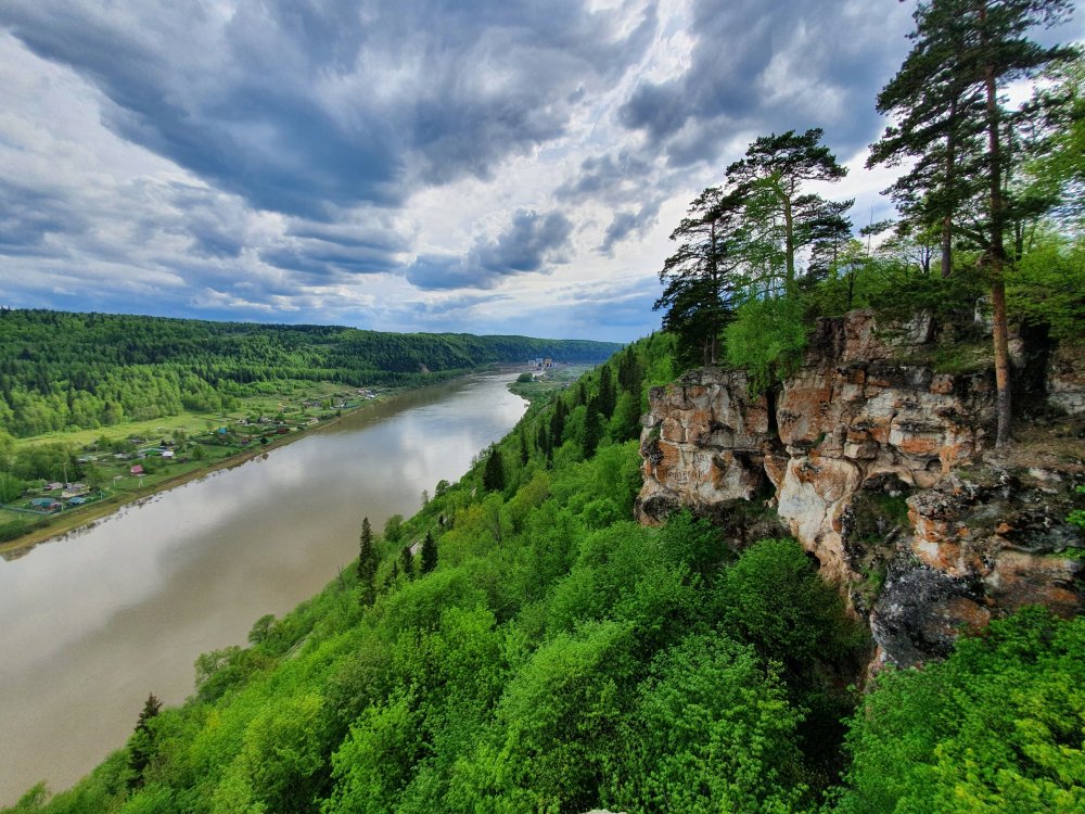 Красные скалы башкирия фото