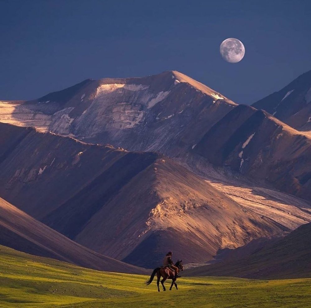 Тянь-Шань гора Бишкек Киргизия