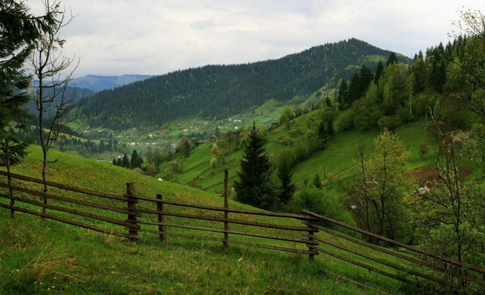 Ледовые Карпатские горы