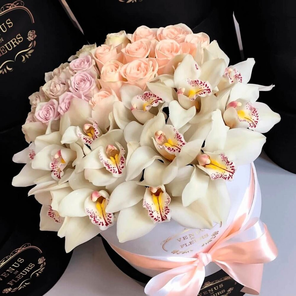 Орхидея Цимбидиум букет день рождения