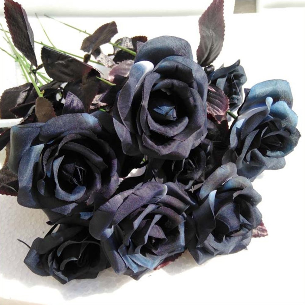 Черные искусственные цветы