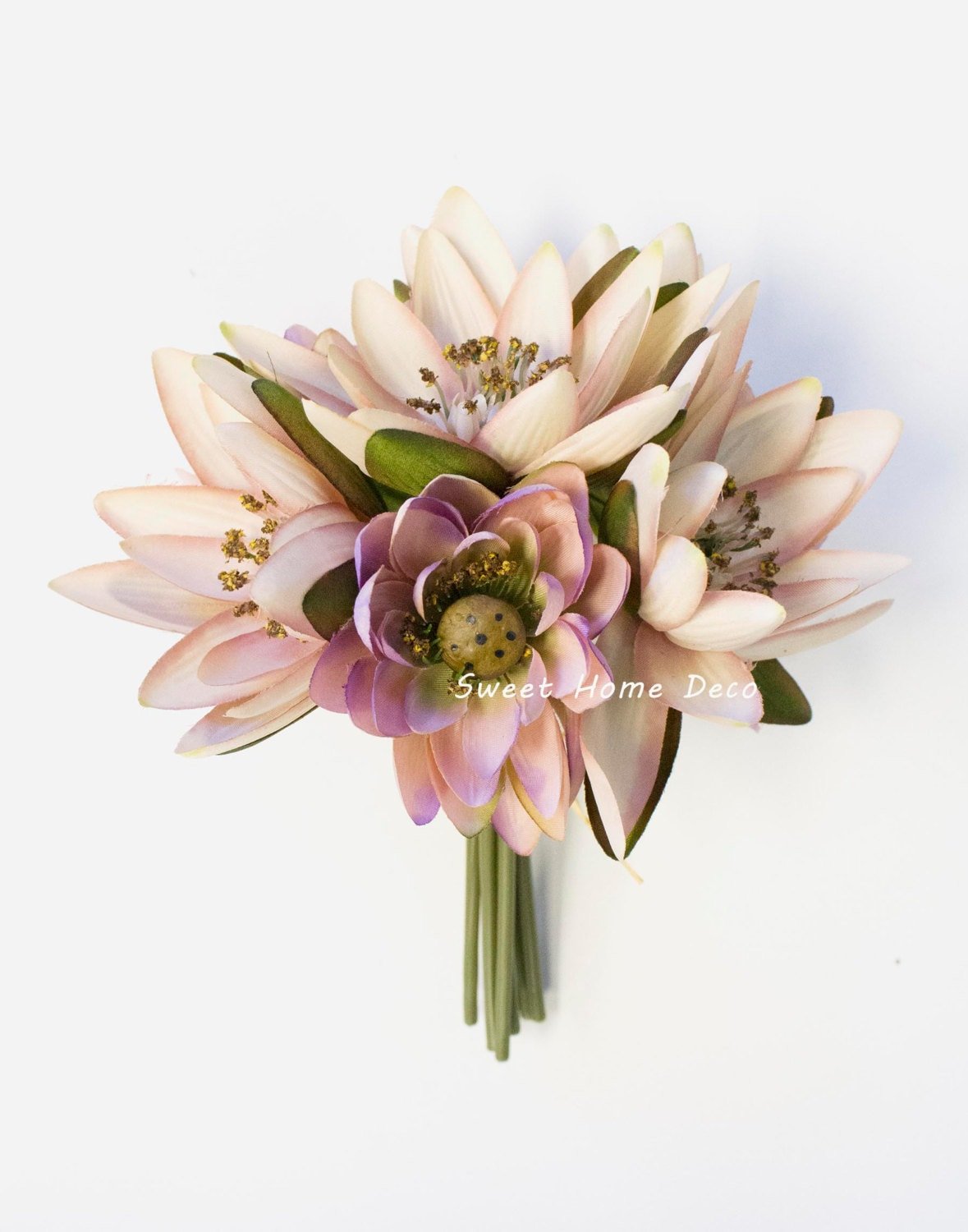 Bridal Bouquet Lotos
