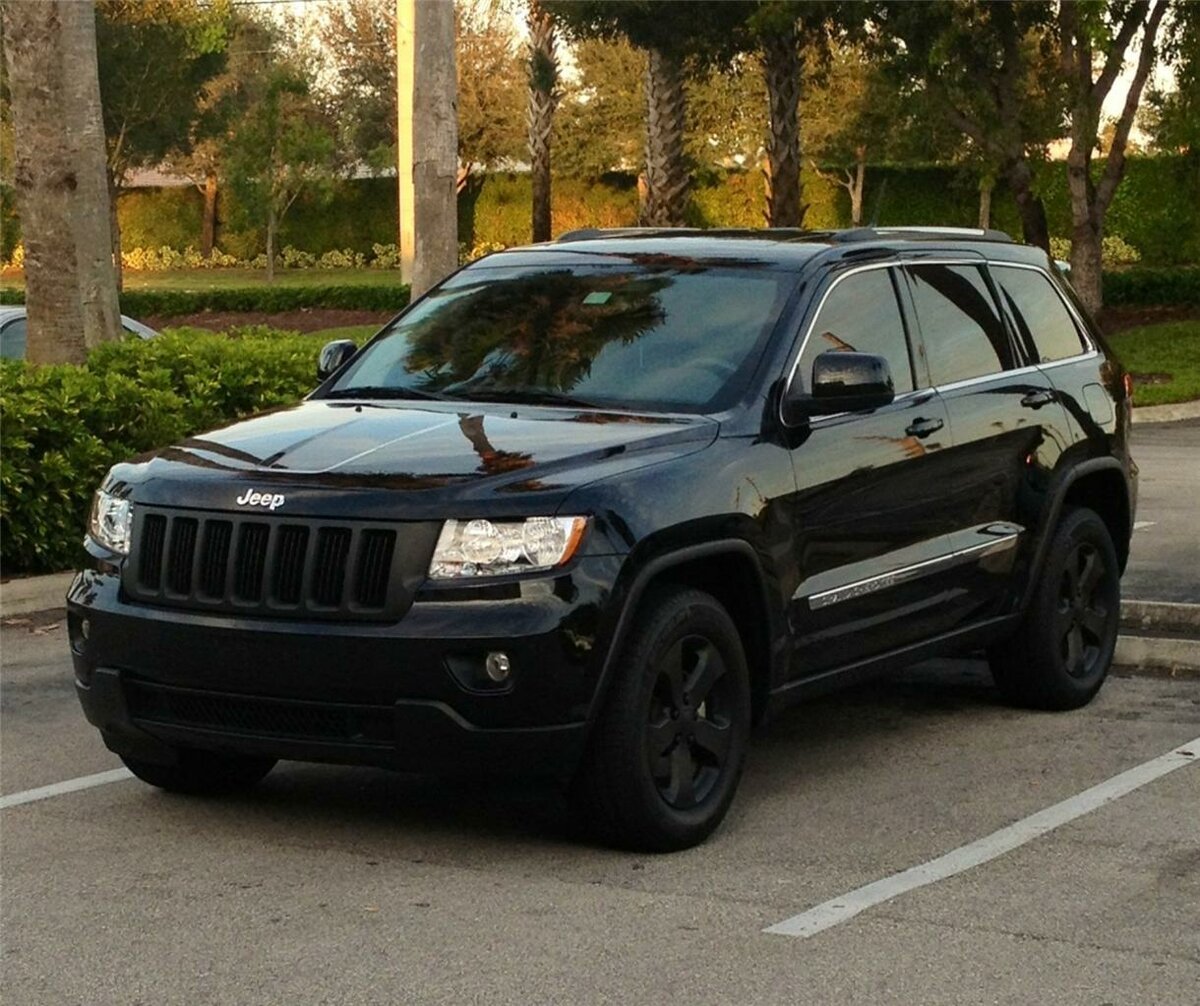 Jeep Grand Cherokee Black