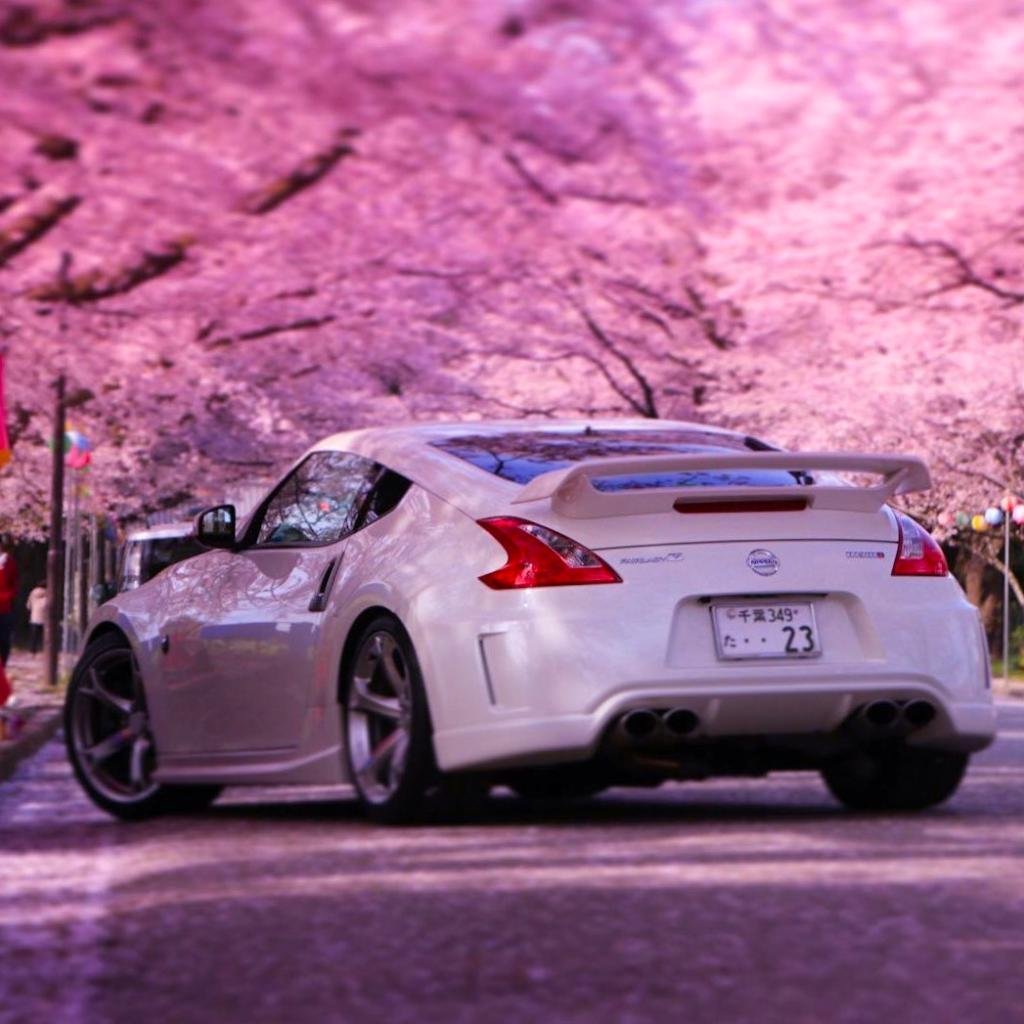 Nissan 370z РЅРµРѕРЅ