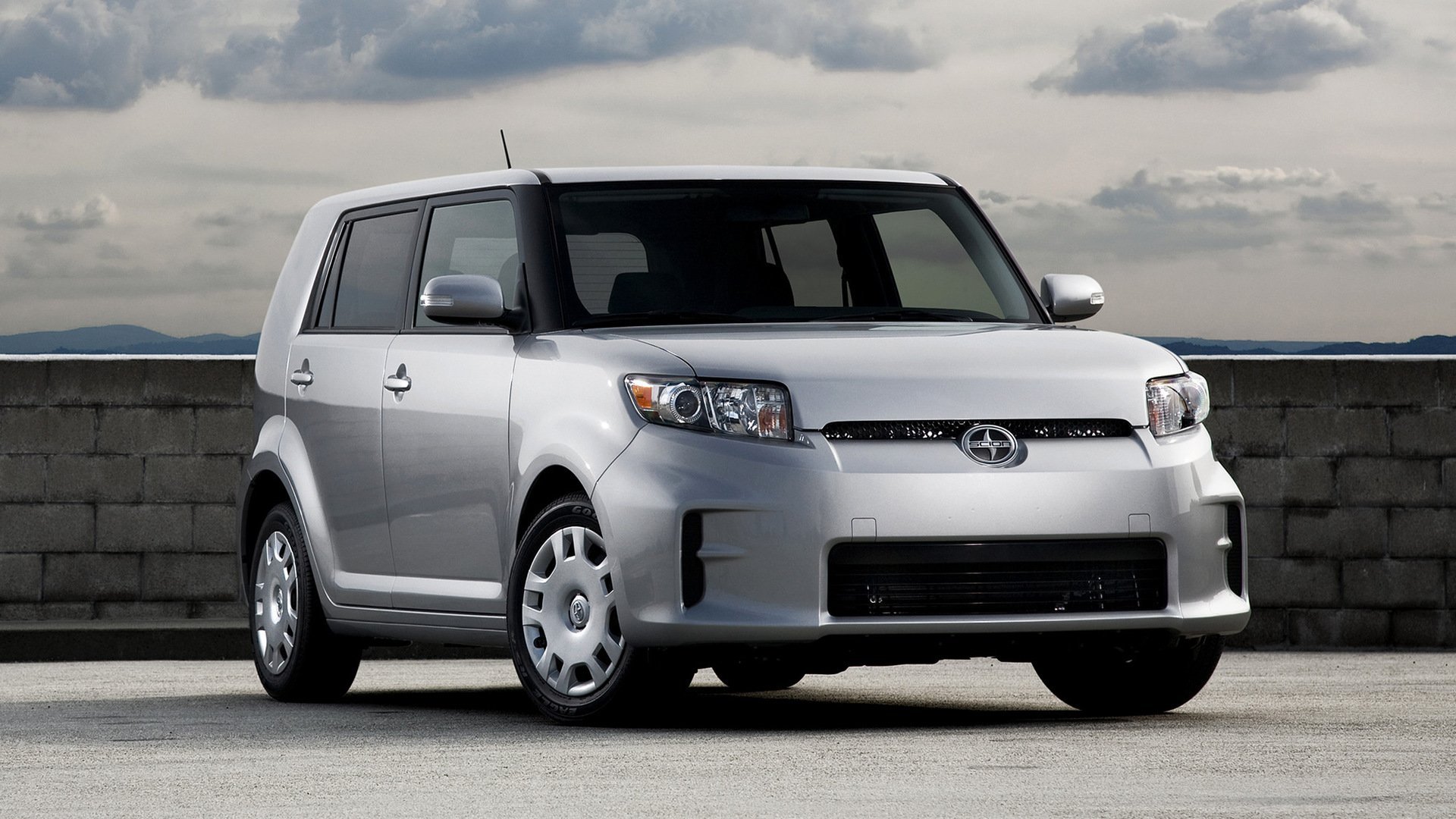 Квадратные авто. Scion XB, 2007. Scion XB 2015. Scion XB 2020. Квадратная Тойота Scion.