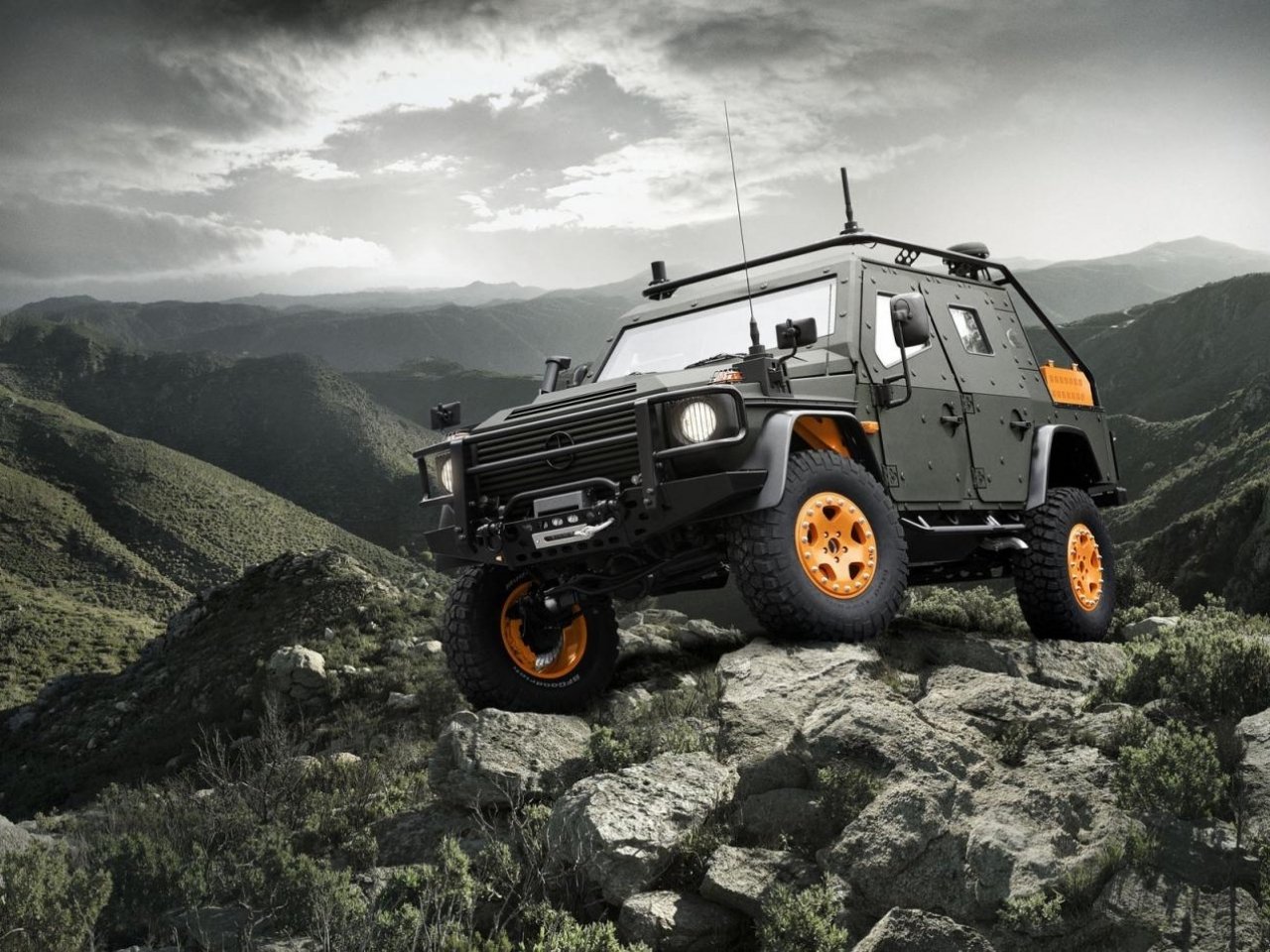 Offroad car. Мерседес LAPV 7.X концепт. Mercedes-Benz g-Wagon LAPV 6.X. Mercedes-Benz g 6x6 Military. Броневик LAPV.