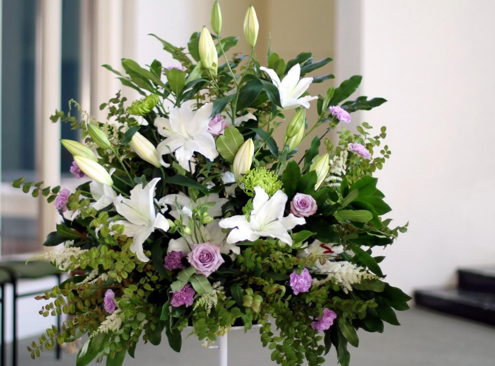 Букет цветов "Лилия"