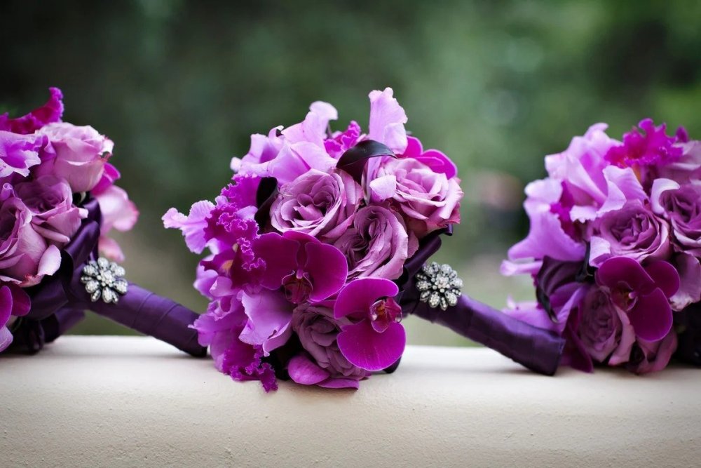Букет невесты орхидеи фиолетовые