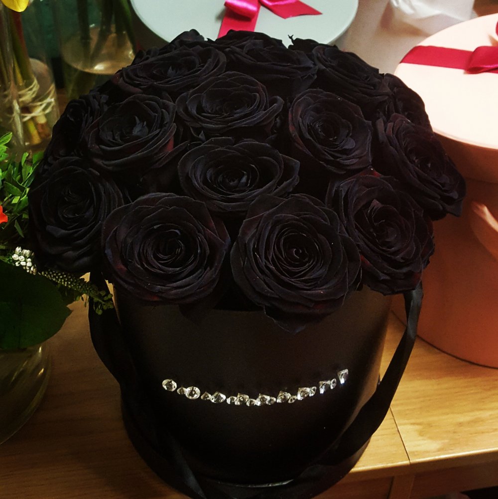 Черные розы букет