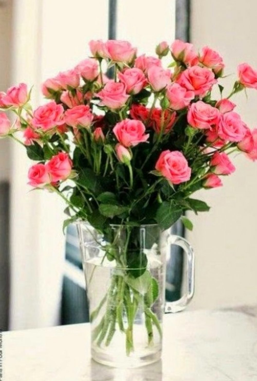 Кустовые розы букет в вазе
