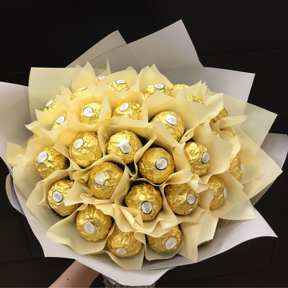 Букет Ferrero Rocher