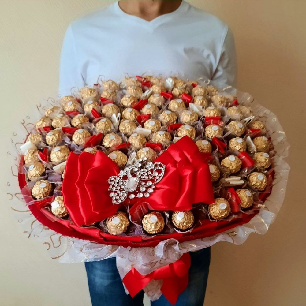 Шоколадный букет Ferrero Rocher