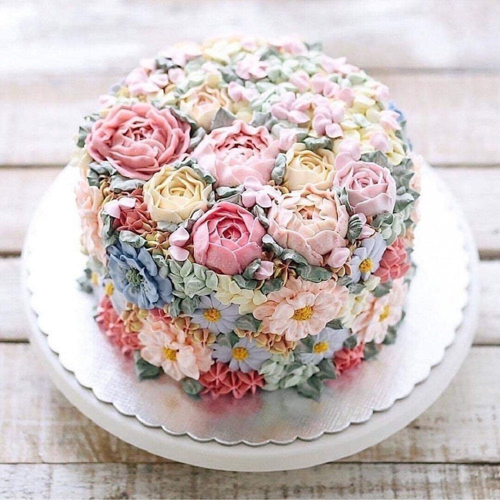 Торт из живых цветов