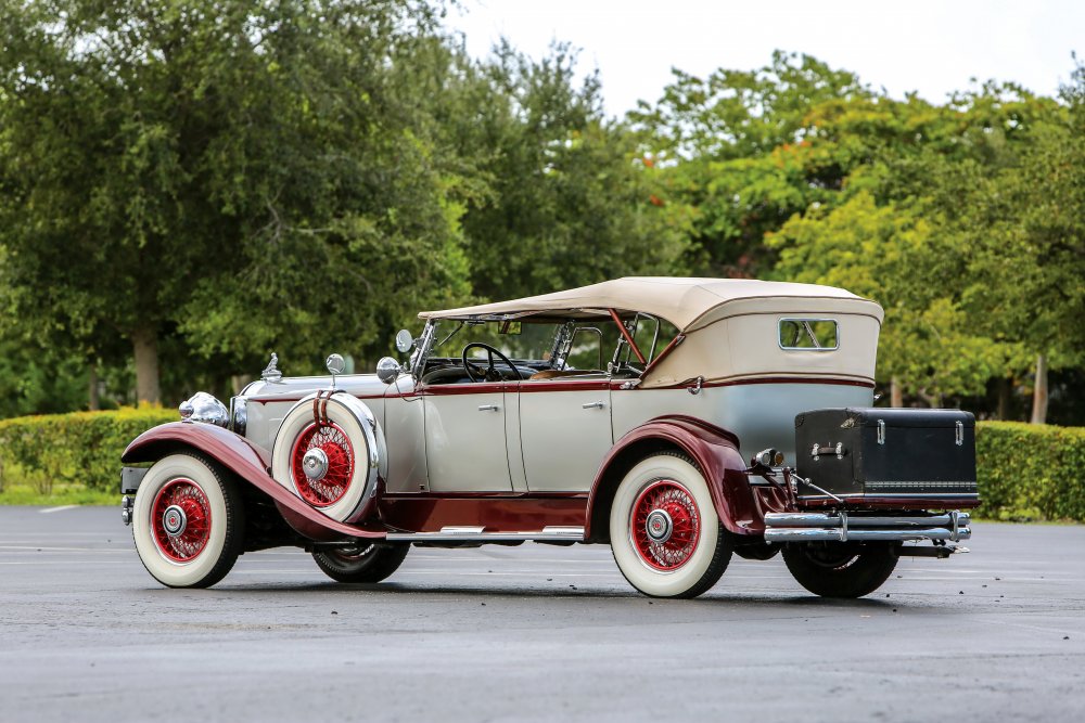 Packard Deluxe eight
