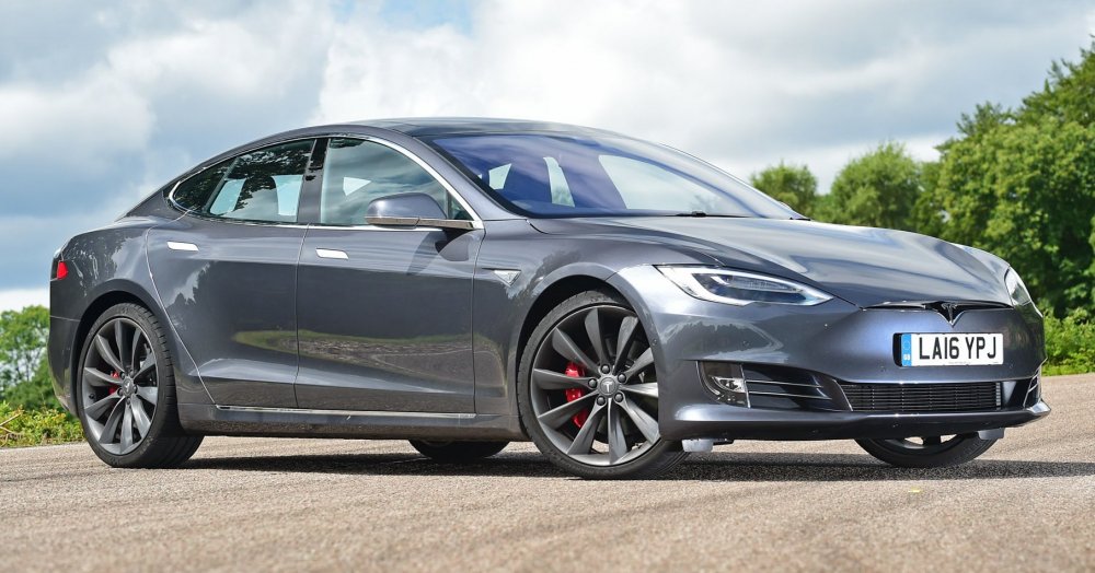 Электромобиль Tesla model s