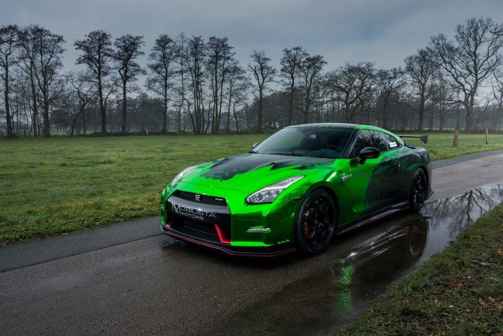 Nissan GTR 35 Green