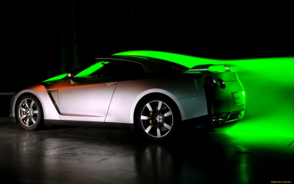 Nissan gt-r (r35) зеленый