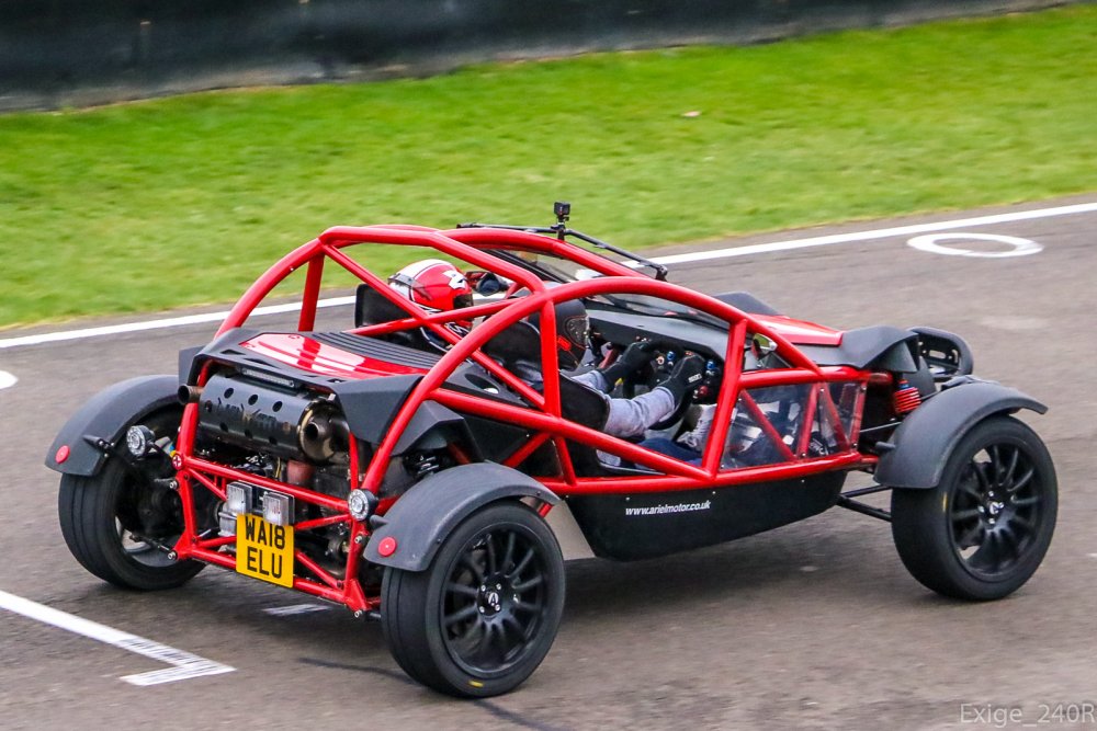 Ariel Nomad r: 2,9