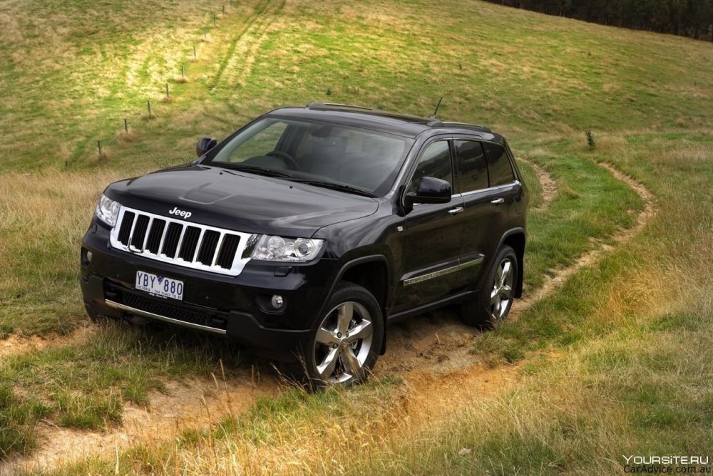 Jeep Grand Cherokee 2012 черный