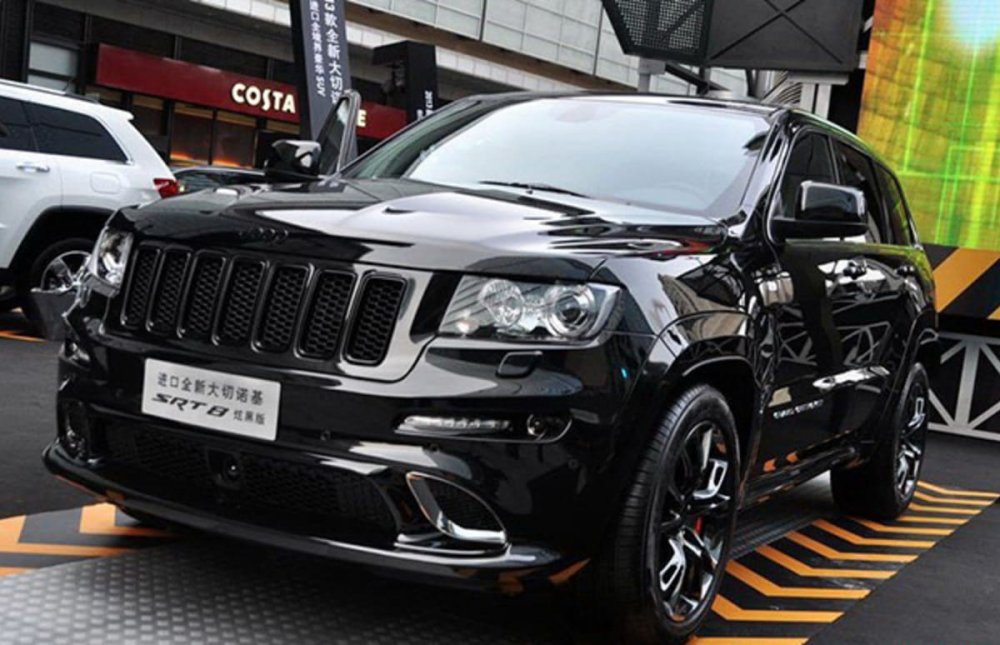 Jeep Grand Cherokee 2012 черный