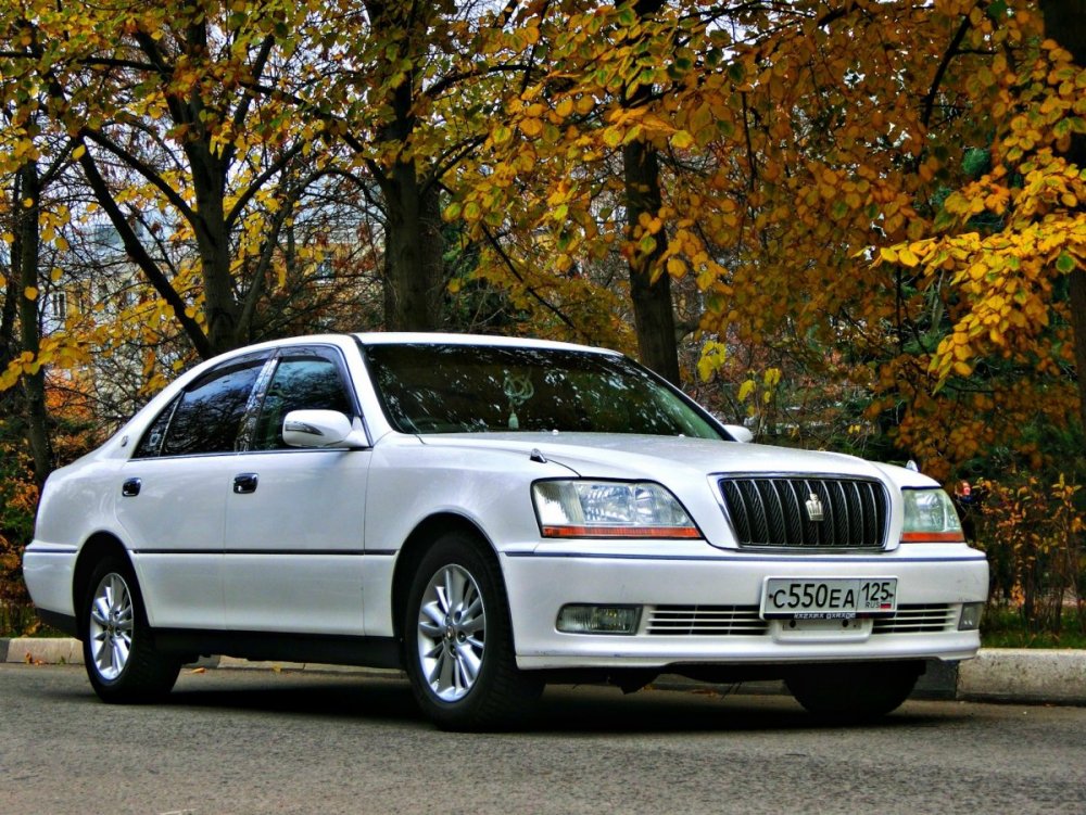 Toyota Crown Majesta