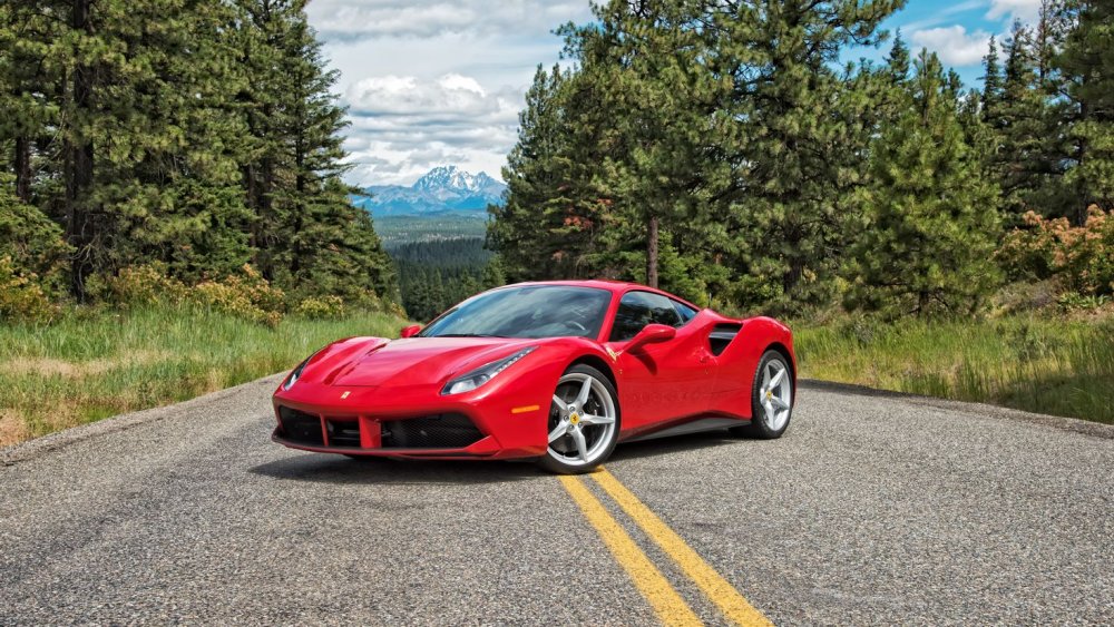 Ferrari 488 синяя